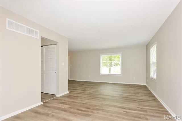 $2,555 | 12720 Coachlight Square Drive, Florissant, MO 63033