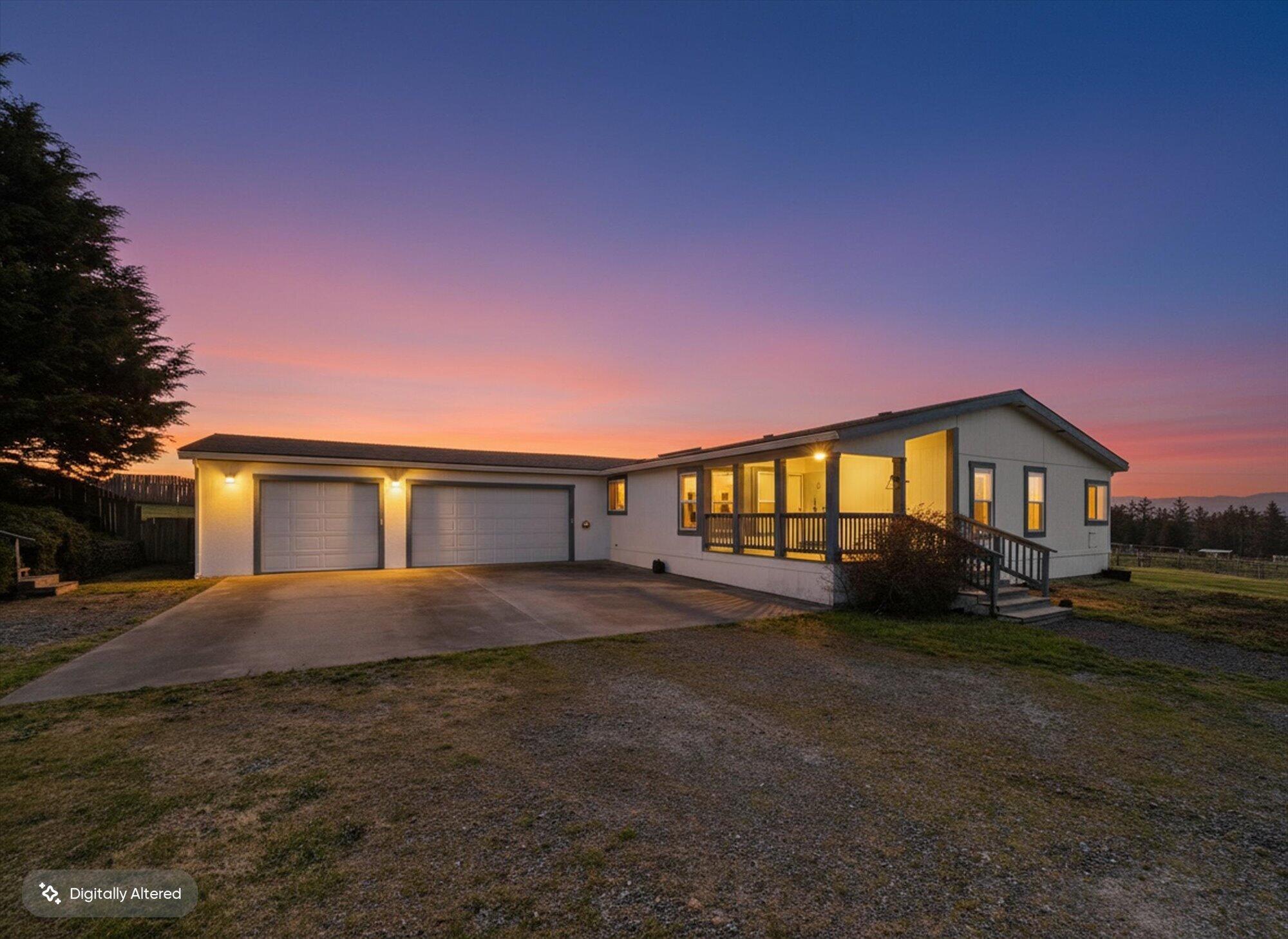 255 Hillcrest Road Loleta, CA 95551 - Photo 11 of 105 001-255 Hillcrest_Twilight