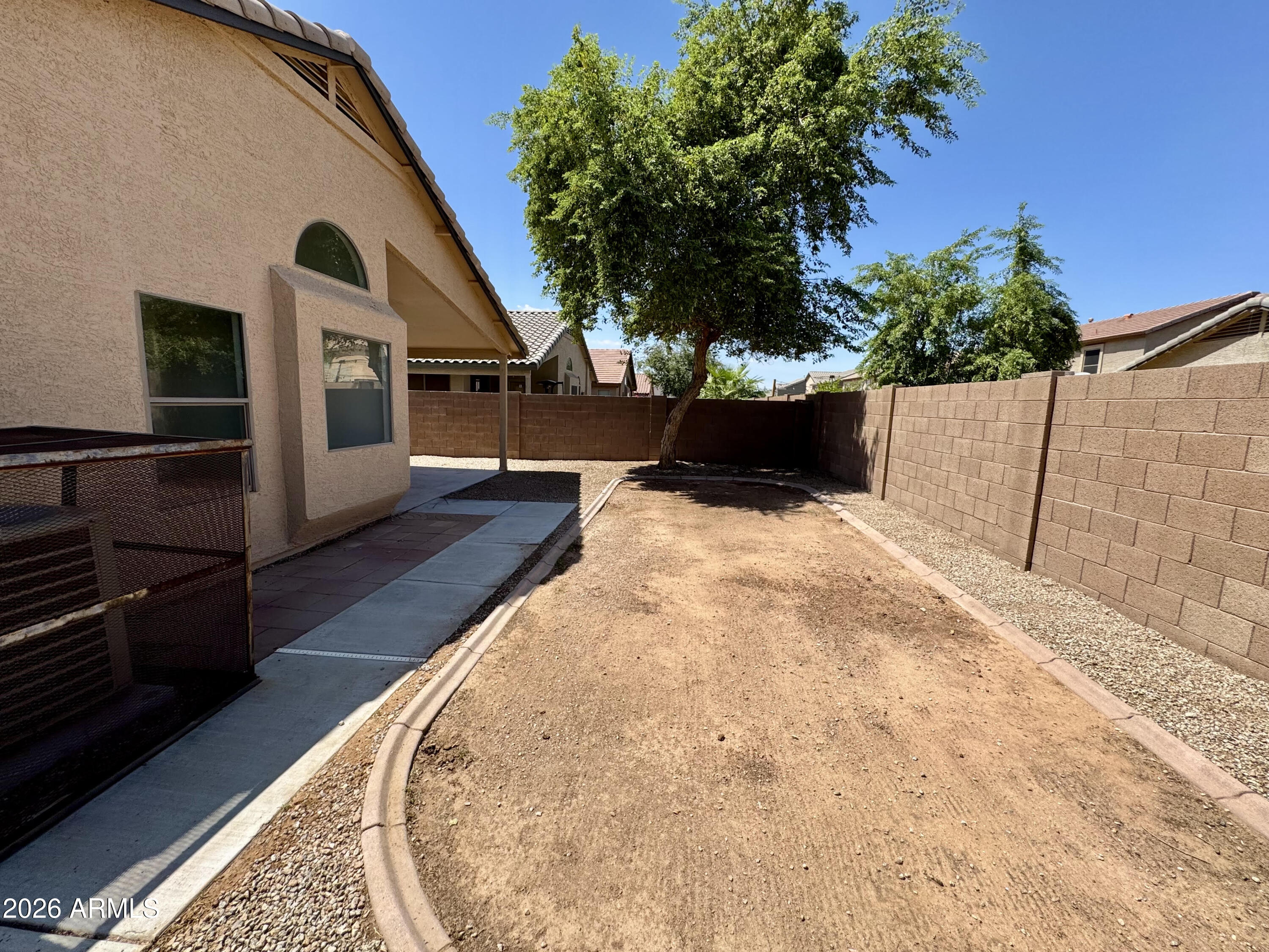 4728 West Harwell Road Laveen, AZ 85339 - Photo 4 of 27 Backyard 1