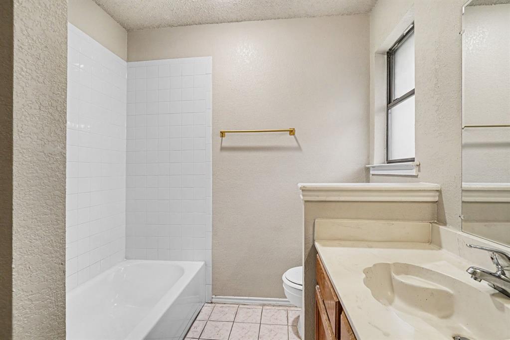 2608 Green Ridge Street Fort Worth, TX 76133 - Photo 22 of 25
