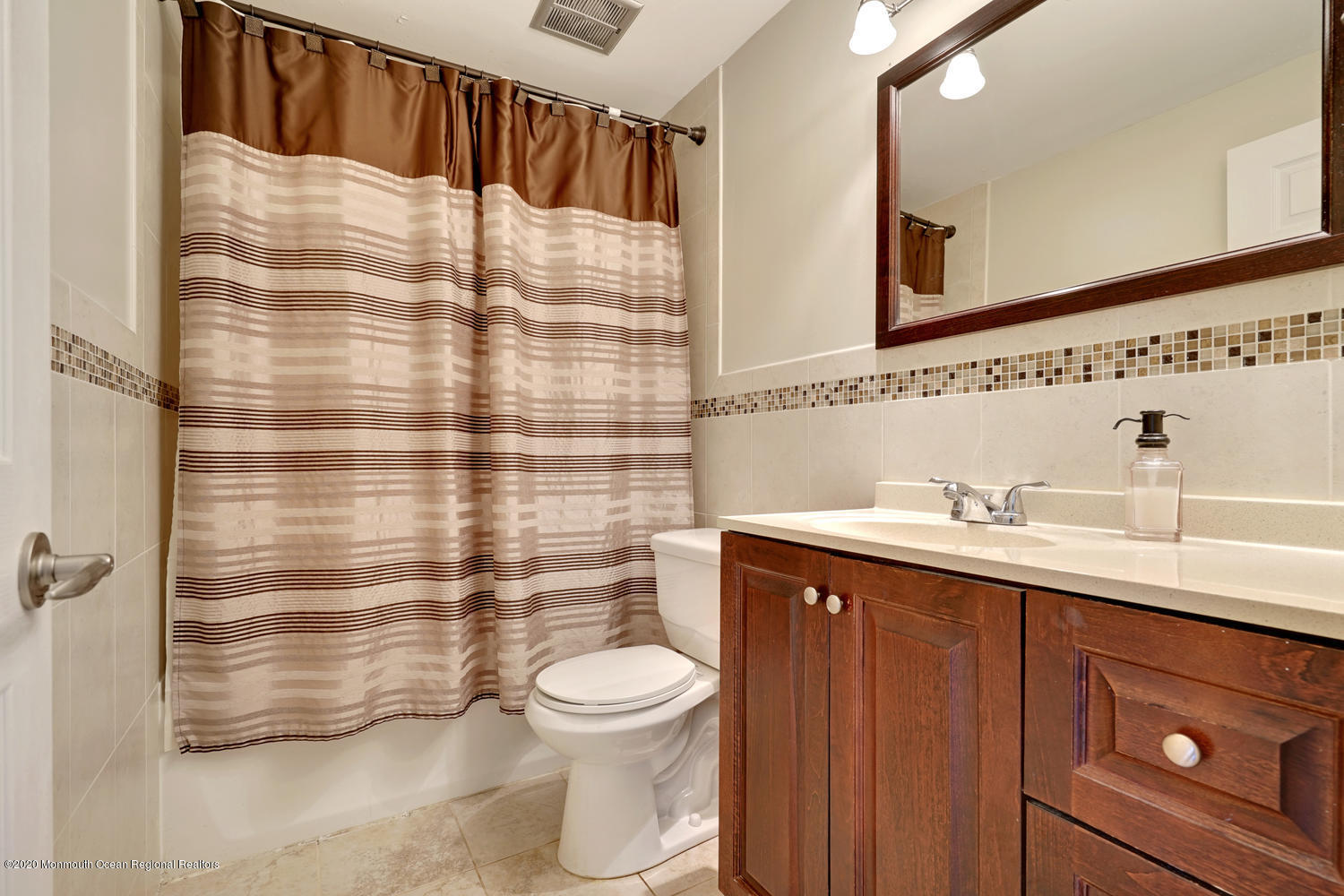 18 Ashford Road Jackson, NJ 08527 - Photo 31 of 46 18 Ashford Rd Jackson Township-large-040