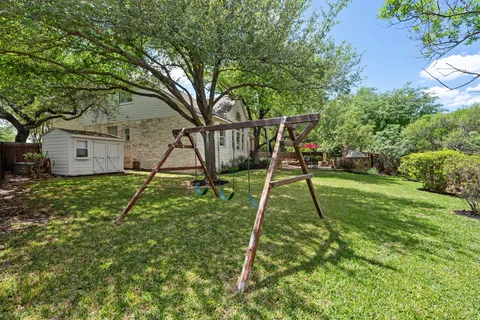 $1,025,000 | 2320 Via Cordova Court, Austin, TX 78732