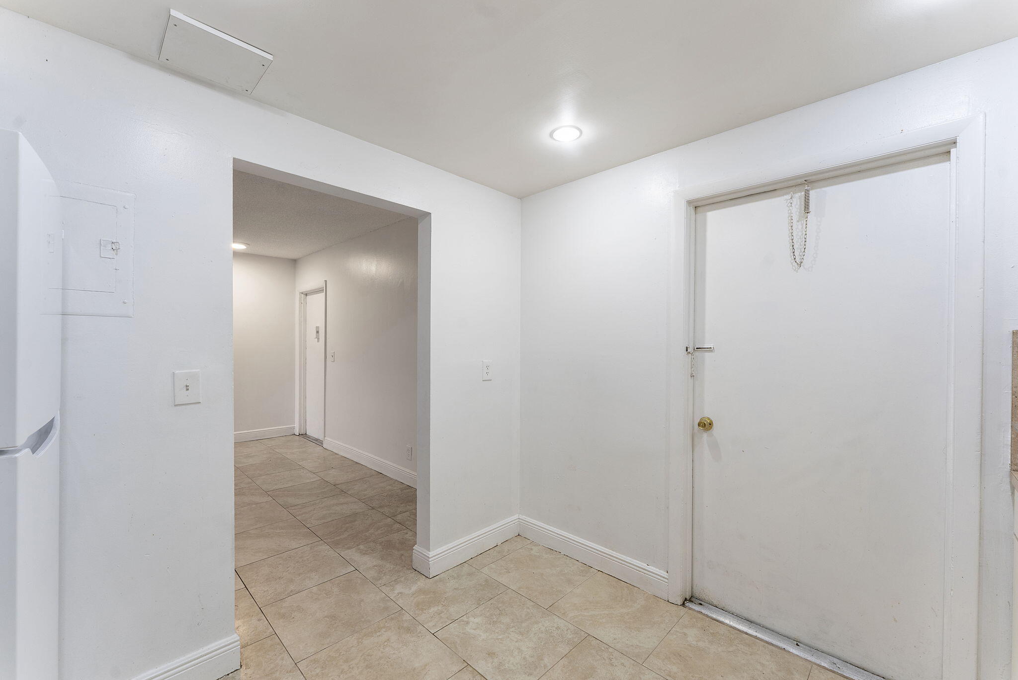 632 Northwest 13th Street, Unit 16 Boca Raton, FL 33486 - Photo 2 of 31 jk 8