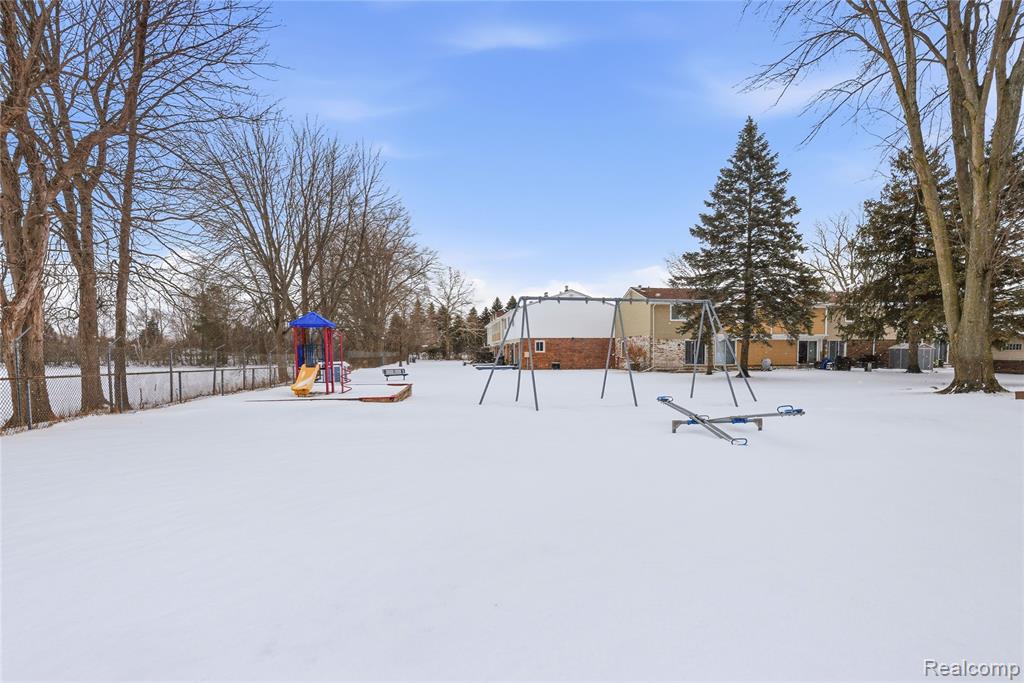 11427 Messmore Road Utica, MI 48317 - Photo 26 of 31 Gallery Image 26