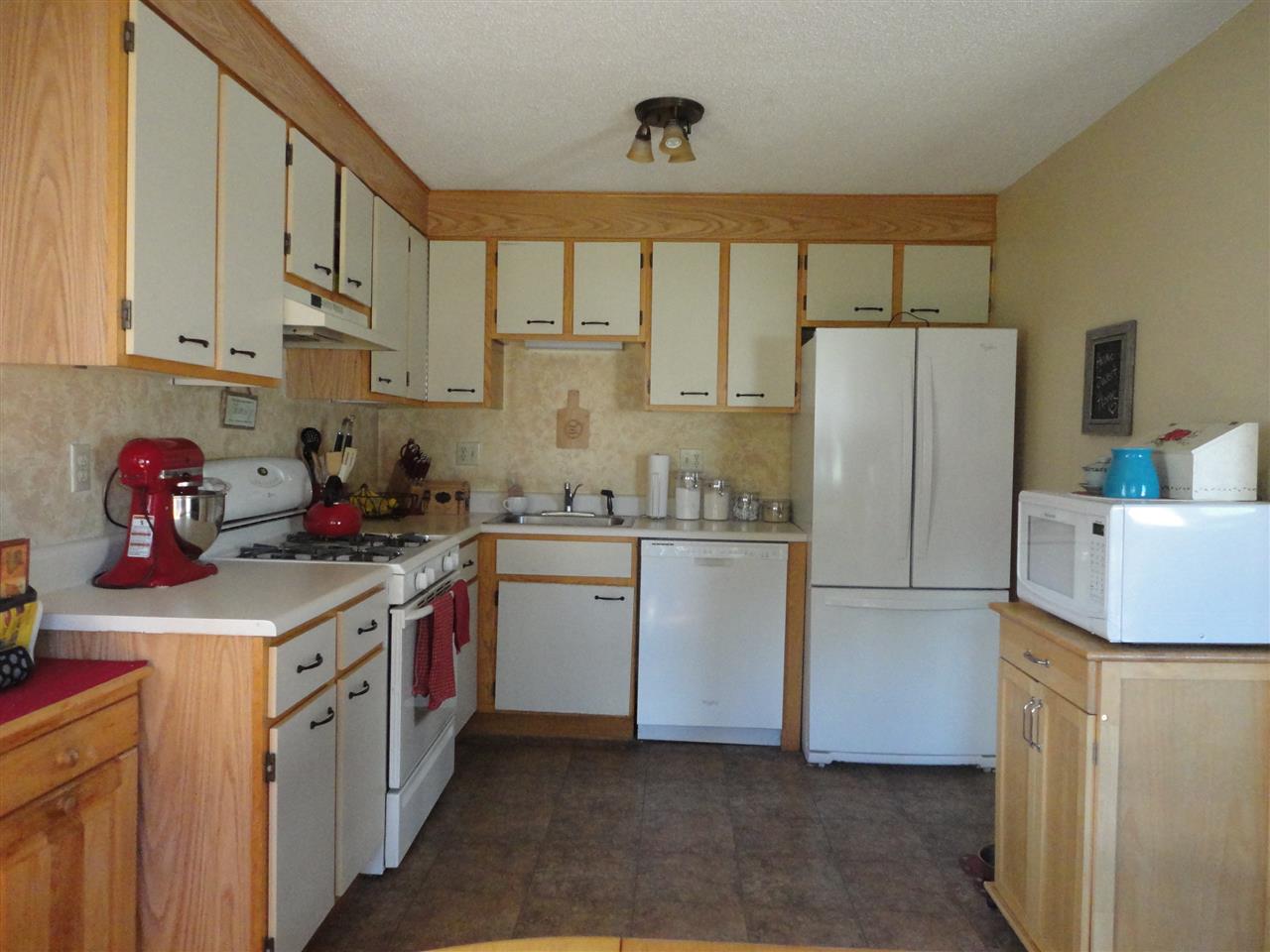 36 Bramber II, Unit 2 Rochester, NH 03867 - Photo 2 of 21