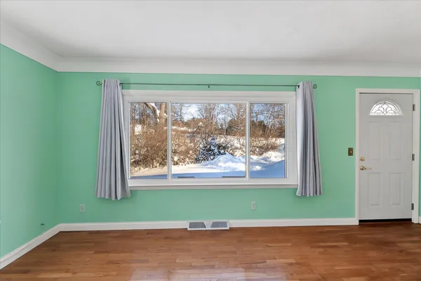 $274,900 | 8949 Stadium Drive, Kalamazoo, MI 49009