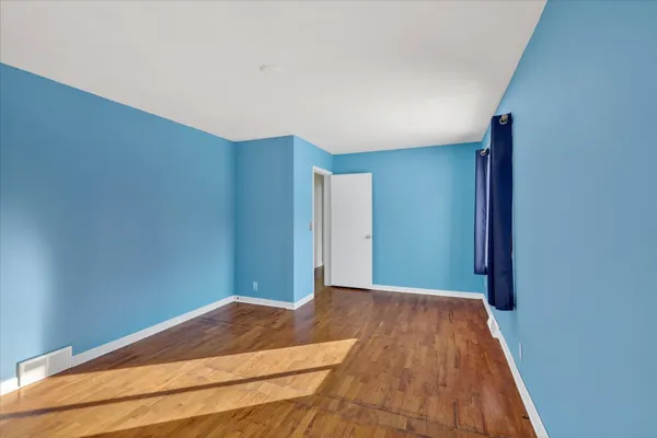 $274,900 | 8949 Stadium Drive, Kalamazoo, MI 49009