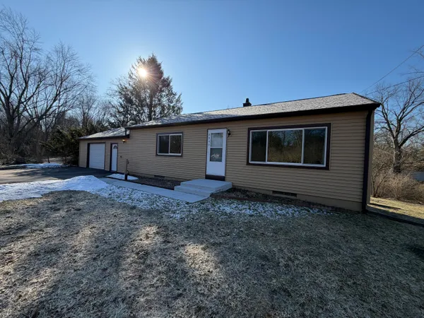 $274,900 | 8949 Stadium Drive, Kalamazoo, MI 49009