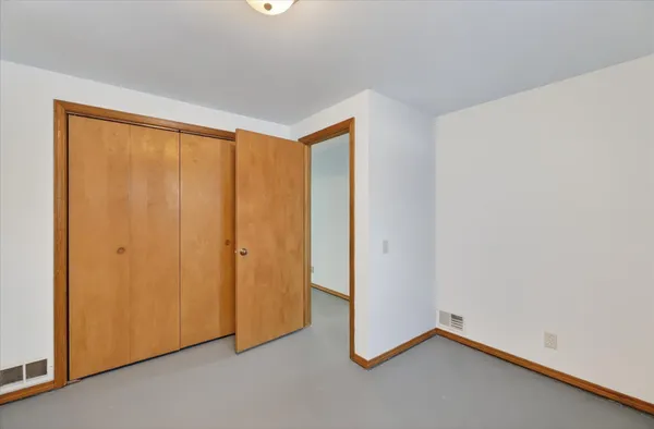 $274,900 | 8949 Stadium Drive, Kalamazoo, MI 49009