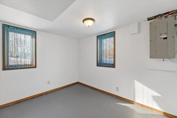 $274,900 | 8949 Stadium Drive, Kalamazoo, MI 49009