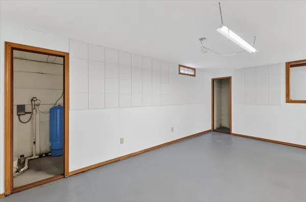 $274,900 | 8949 Stadium Drive, Kalamazoo, MI 49009