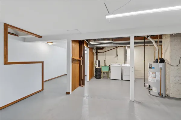 $274,900 | 8949 Stadium Drive, Kalamazoo, MI 49009