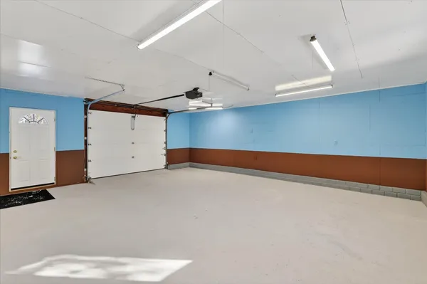 $274,900 | 8949 Stadium Drive, Kalamazoo, MI 49009