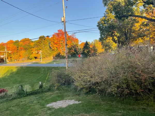 $274,900 | 8949 Stadium Drive, Kalamazoo, MI 49009