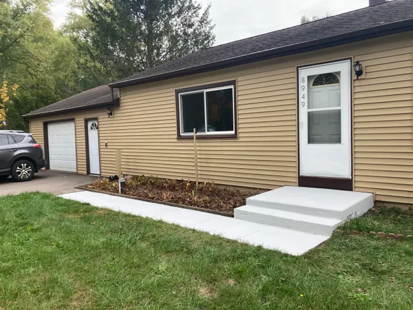 $274,900 | 8949 Stadium Drive, Kalamazoo, MI 49009