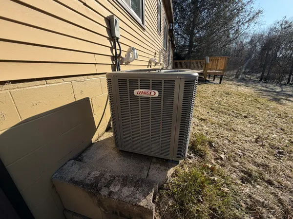 $274,900 | 8949 Stadium Drive, Kalamazoo, MI 49009