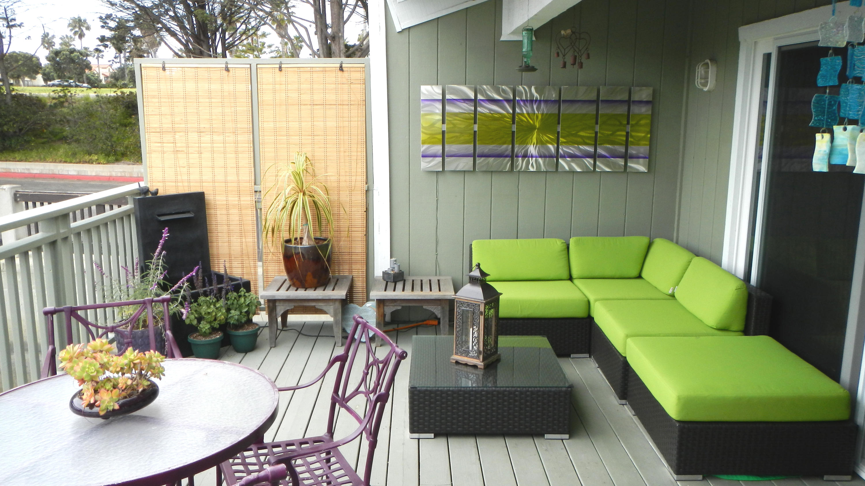 4640 Eastbourne Oxnard, CA 93035 - Photo 23 of 49 a view of a chairs and table in patio