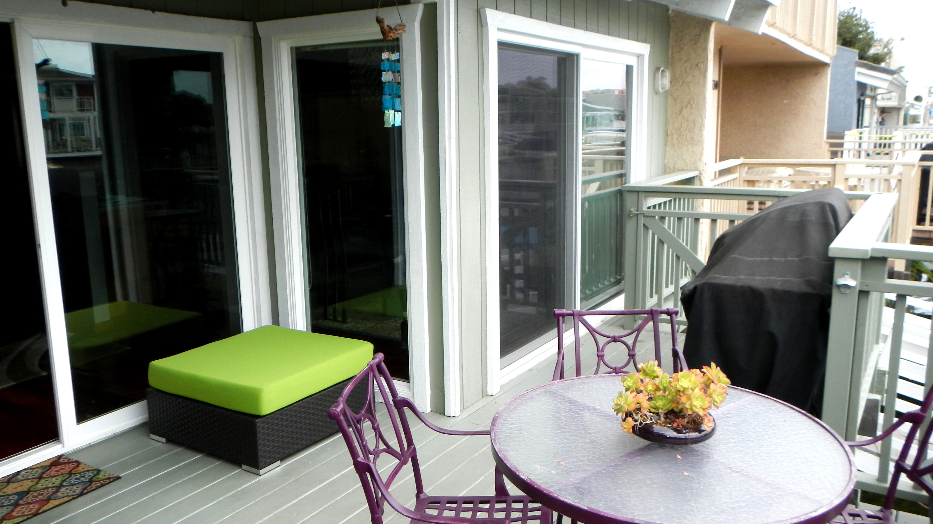 4640 Eastbourne Oxnard, CA 93035 - Photo 25 of 49 a living room with furniture and a table