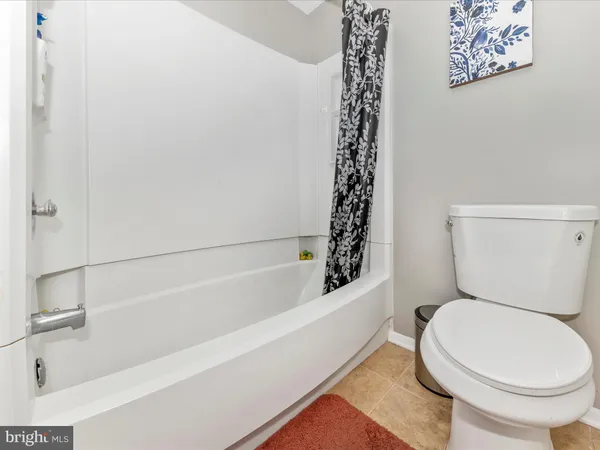 $2,975 | 12461 Quail Woods Drive, Germantown, MD 20874