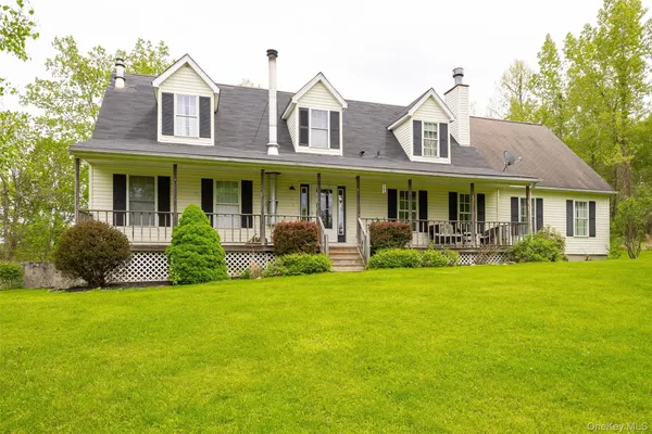 $599,900 | 1763 County Route 19, Red Hook, NY 12571
