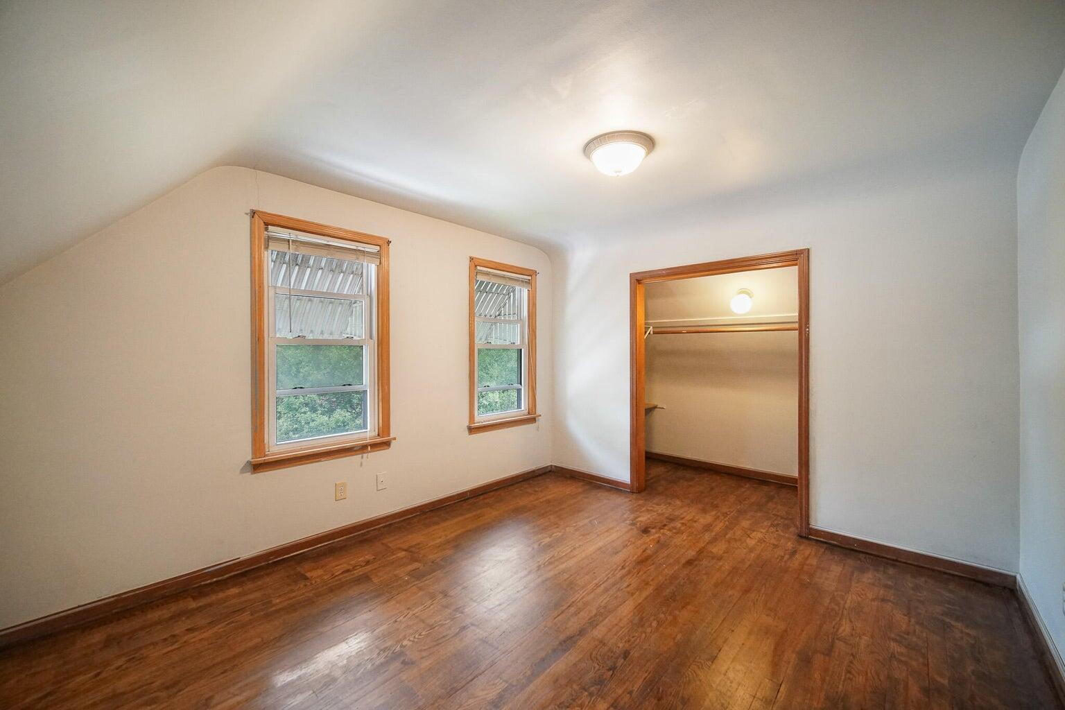 7230 McLaughlin Avenue Hammond, IN 46324 - Photo 11 of 15 1536x1024