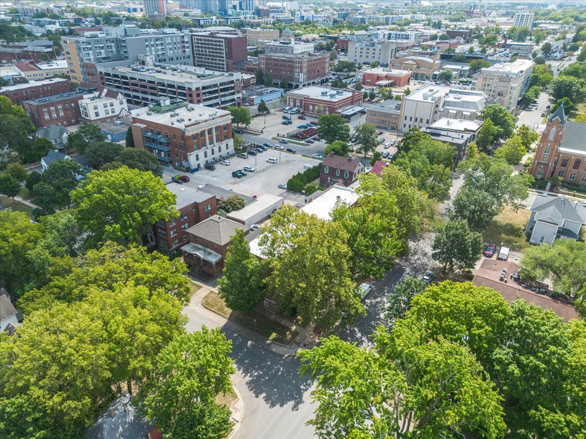 408 North State Street, Unit 12 Champaign, IL 61820 - Photo 24 of 27