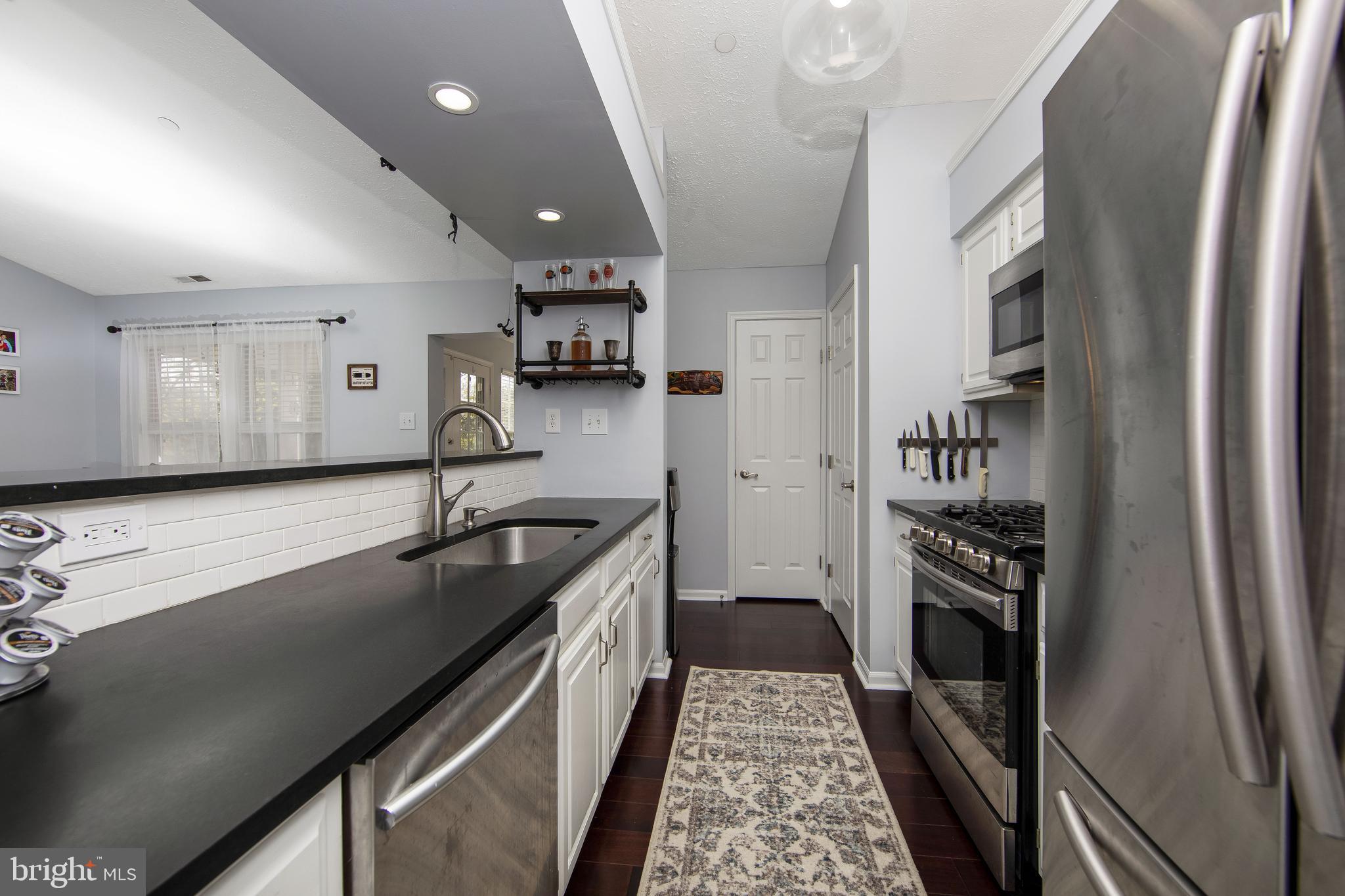 84 Eldon Way Marlton, NJ 08053 - Photo 9 of 24