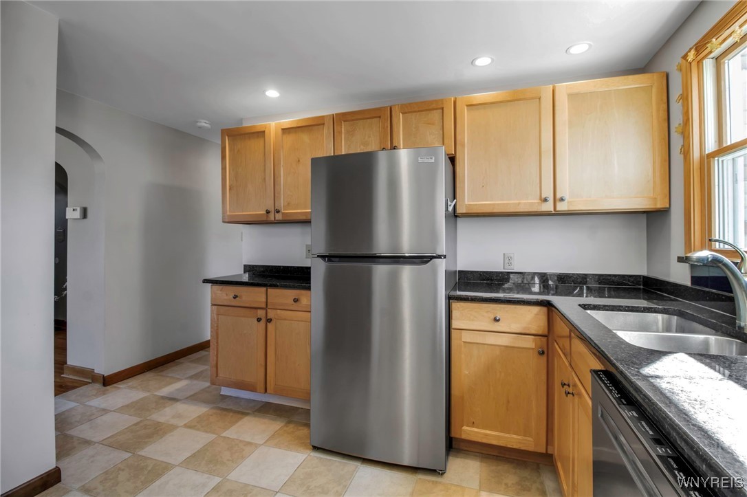 497 Mt Vernon Road Amherst, NY 14226 - Photo 11 of 46