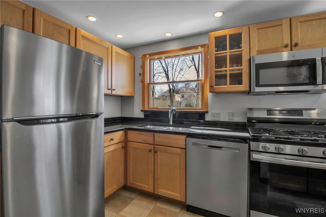 497 Mt Vernon Road Amherst, NY 14226 - Photo 12 of 46