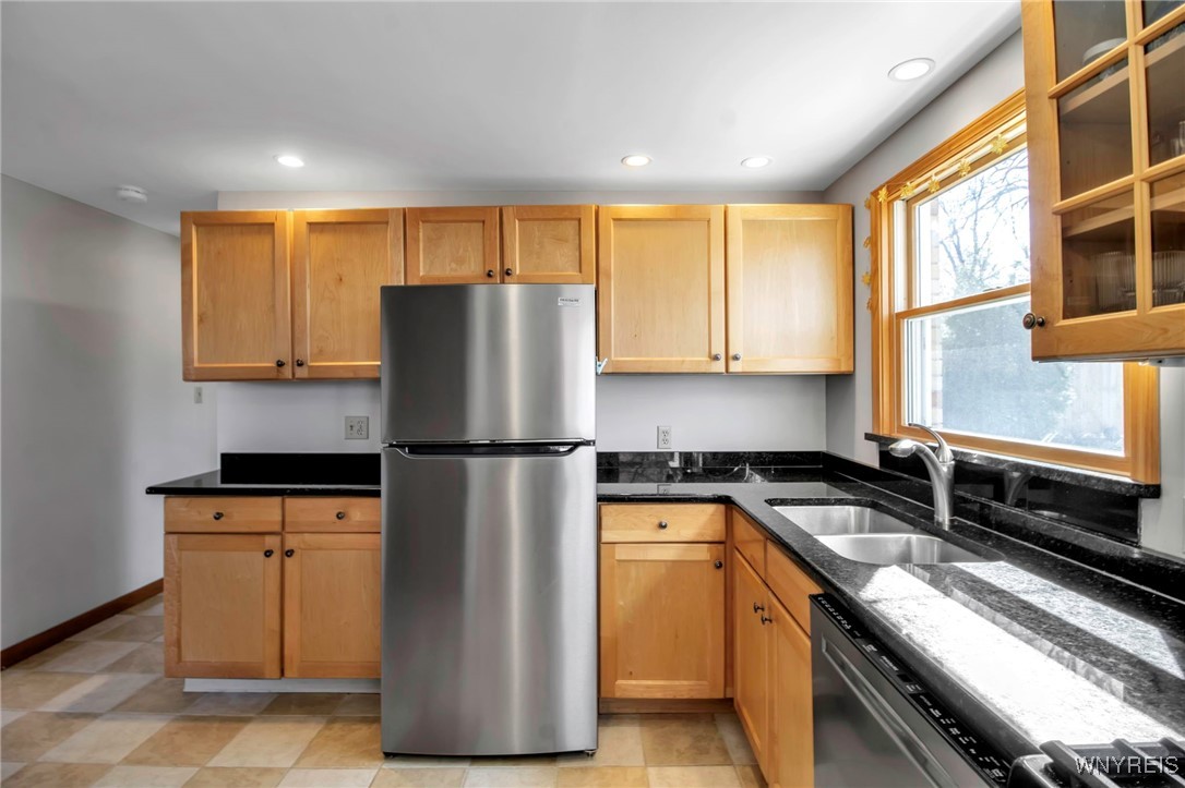 497 Mt Vernon Road Amherst, NY 14226 - Photo 17 of 46