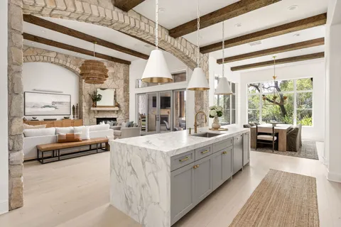$2,395,000 | 8217 Carranzo Drive, Austin, TX 78735