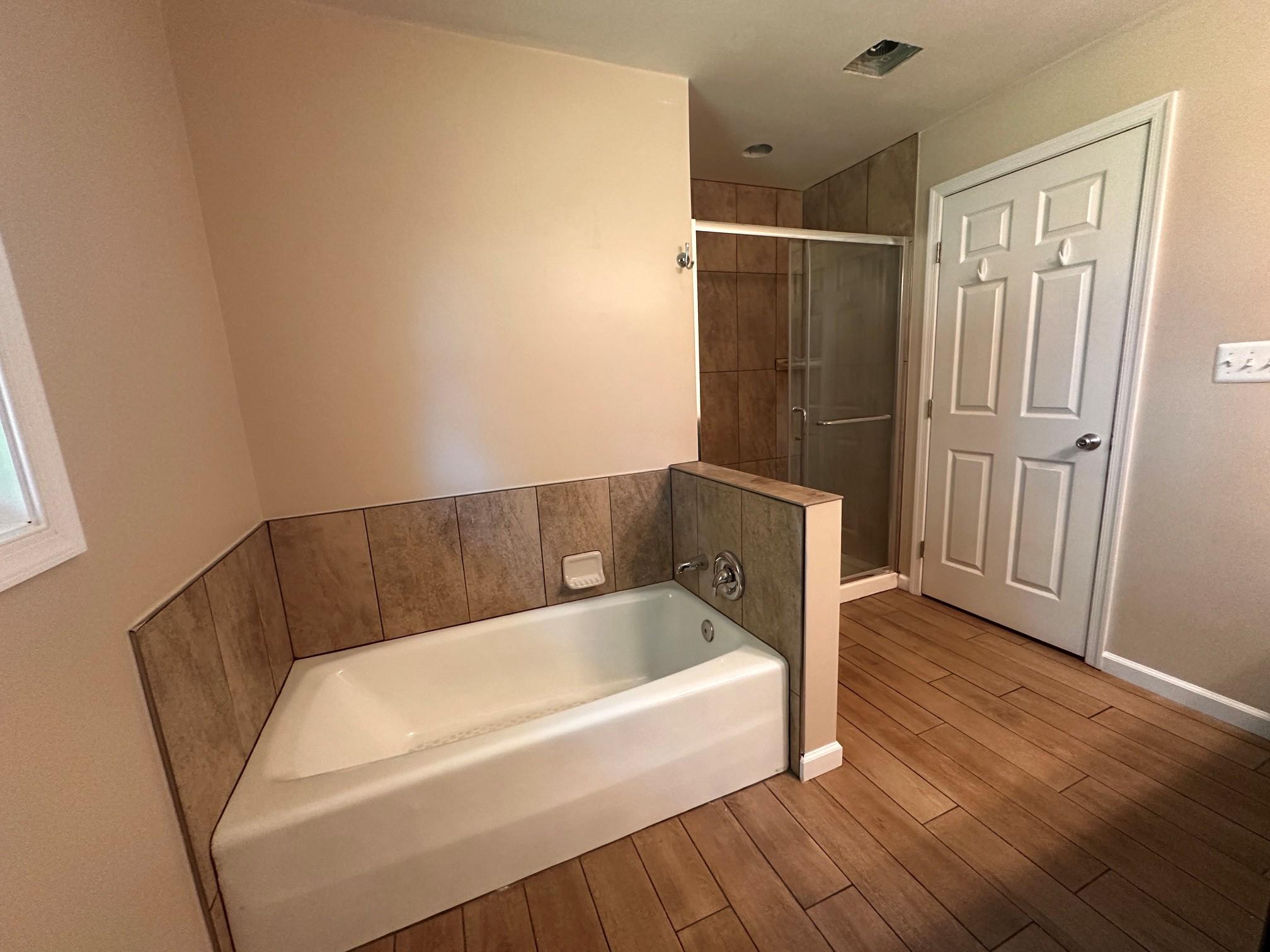 2224 Dennings Road New Windsor, MD 21776 - Photo 9 of 19 Full bath