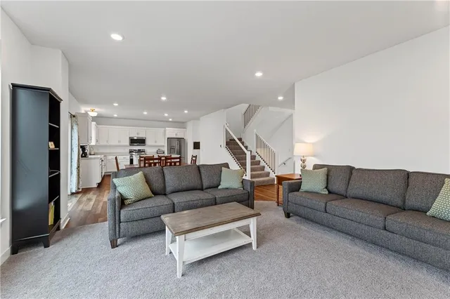 $525,000 | 2765 Southwest 11th Street, Lee's Summit, MO 64081