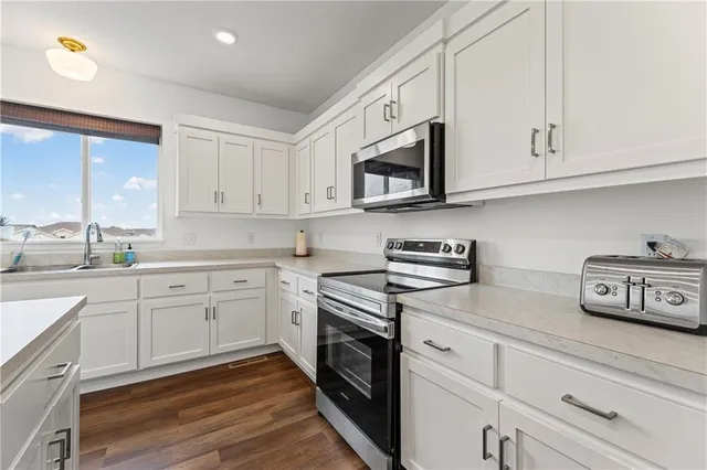 $525,000 | 2765 Southwest 11th Street, Lee's Summit, MO 64081