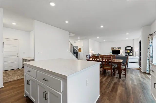 $525,000 | 2765 Southwest 11th Street, Lee's Summit, MO 64081