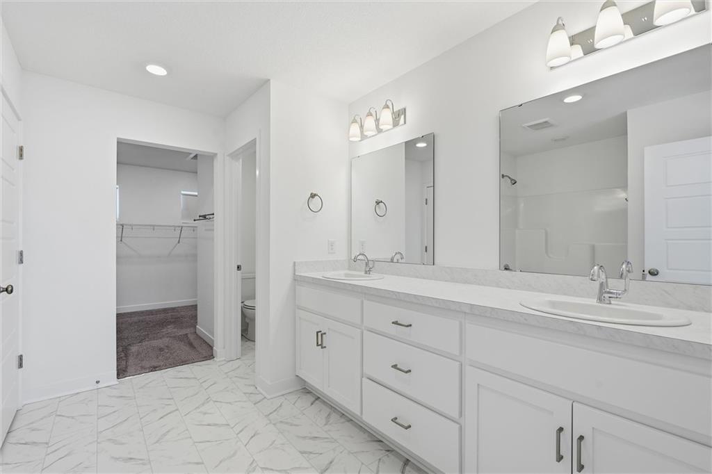 2765 Southwest 11th Street Lee's Summit, MO 64081 - Photo 20 of 55