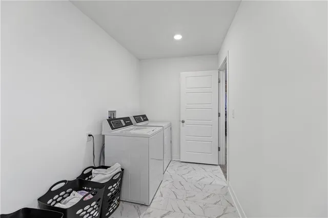 $525,000 | 2765 Southwest 11th Street, Lee's Summit, MO 64081