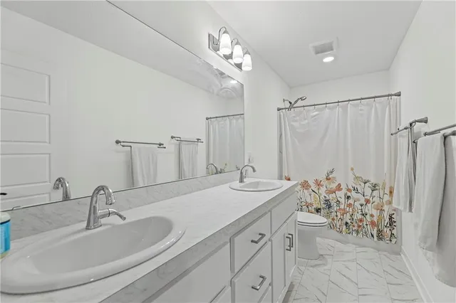 $525,000 | 2765 Southwest 11th Street, Lee's Summit, MO 64081