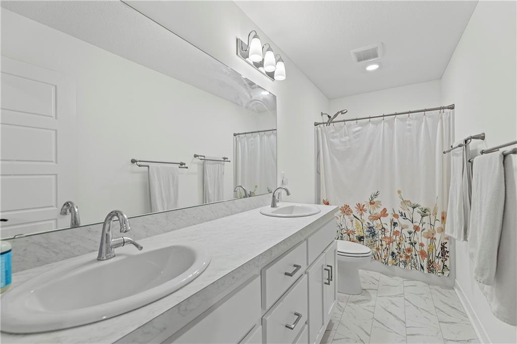 2765 Southwest 11th Street Lee's Summit, MO 64081 - Photo 29 of 50