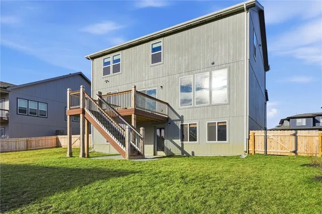 $525,000 | 2765 Southwest 11th Street, Lee's Summit, MO 64081