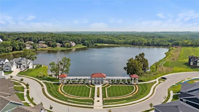 $525,000 | 2765 Southwest 11th Street, Lee's Summit, MO 64081