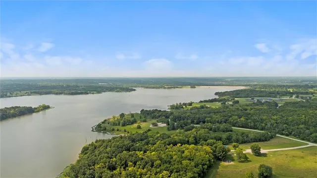 $525,000 | 2765 Southwest 11th Street, Lee's Summit, MO 64081