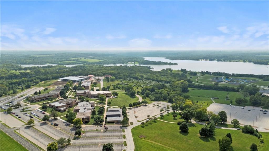 2765 Southwest 11th Street Lee's Summit, MO 64081 - Photo 50 of 55