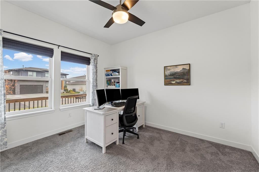 2765 Southwest 11th Street Lee's Summit, MO 64081 - Photo 9 of 50