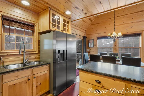 $799,000 | 3577 Kingfisher Cove Drive, Saugatuck, MI 49453