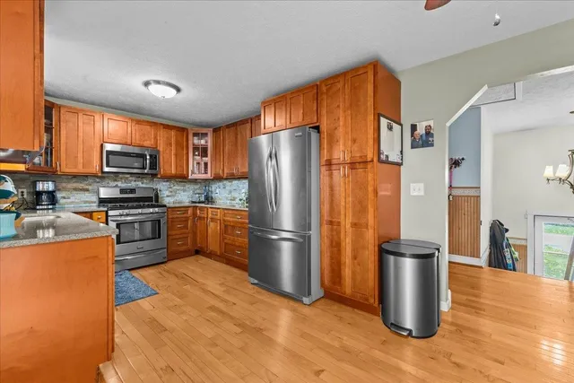 $425,000 | 34 Tanglewood Drive, St. Albans Town, VT 05478