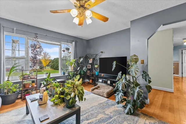 $425,000 | 34 Tanglewood Drive, St. Albans Town, VT 05478