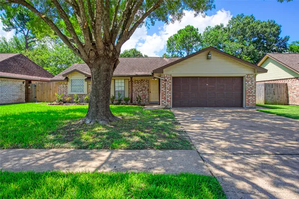 $1,750 | 3519 Saratoga Drive, Houston, TX 77088