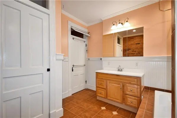 $2,100 | 4214 Post Street, Pittsburgh, PA 15201