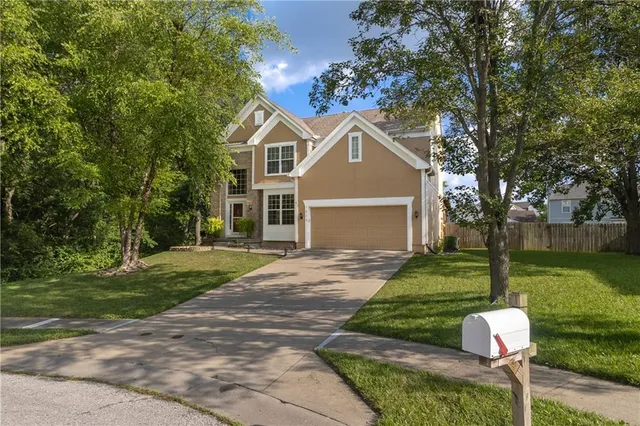 $399,900 | 1019 Northeast 93rd Court, Kansas City, MO 64155
